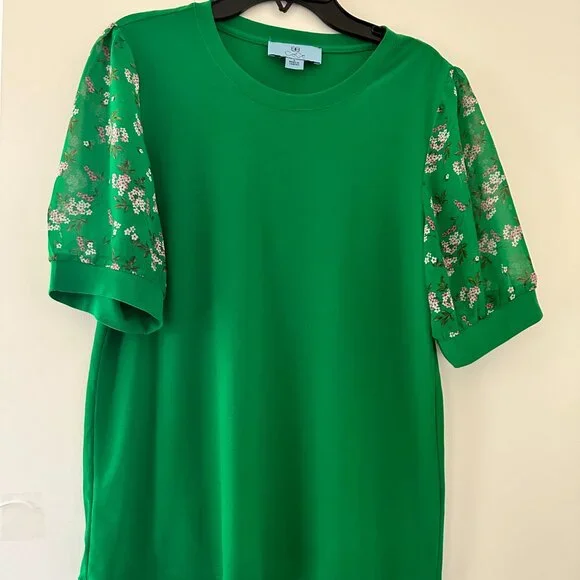 CeCe Green Mixed Media Green Top with Sheer Flower Sleeves - Picture 4 of 7